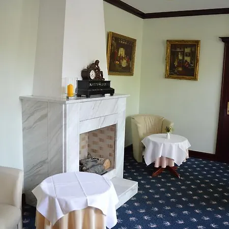 City Hotel 3*